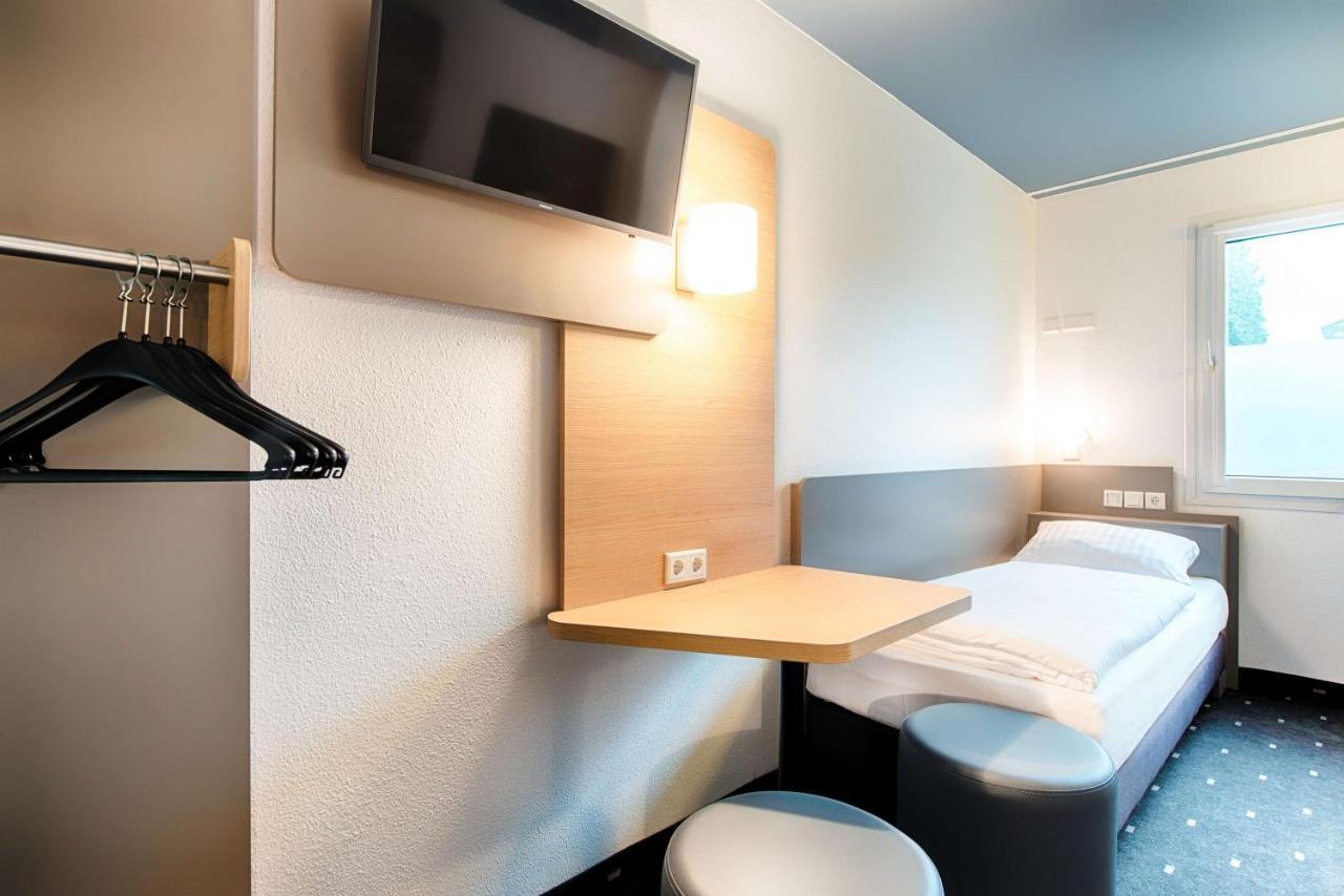 B&B Hotel Bielefeld-Ost ภายนอก รูปภาพ